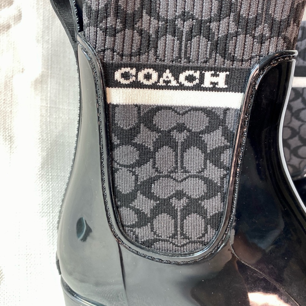 Coach Rivington Rain Bootie 8B Black Chelsea Ankle Logo - Picture 5 of 10
